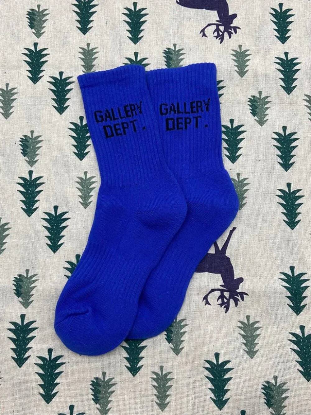Gallery Dept Black Logo Embroidered Dark Blue Cotton Sports Socks